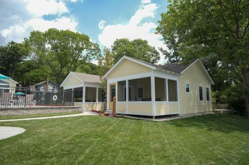 Old Pike Cottages