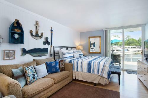 Holiday Hills Condo, Unit #5