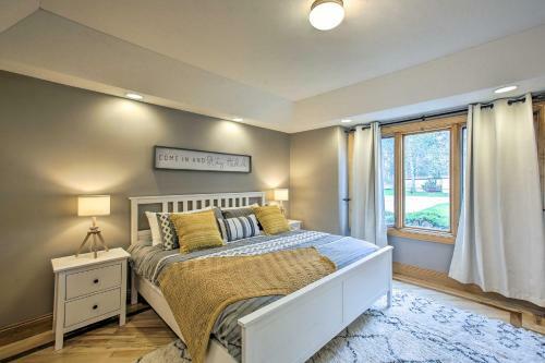 Cozy Traverse City Home With Deck, 9 Mi To Dtwn