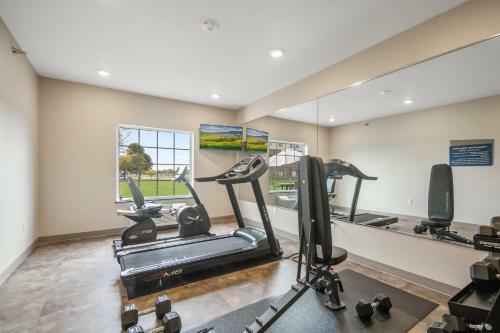 Cobblestone Hotel & Suites - Austin