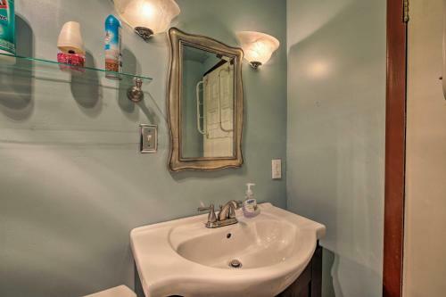 Charming Vintage Union Pier Home - Walk To Beach!