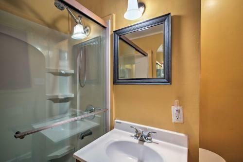 Charming Vintage Union Pier Home - Walk To Beach!