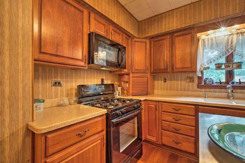 Charming Vintage Union Pier Home - Walk To Beach!