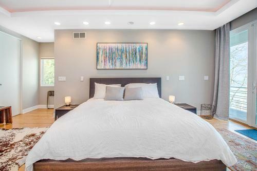 White Pearl Beach House
