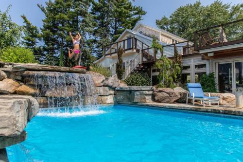 Barefoot Beach House