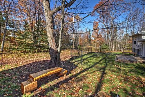 Quaint Duluth Hideaway With Private Fenced-in Yard!
