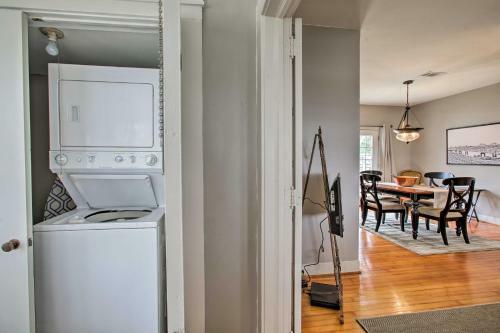 Charming Cottage With Mississippi River Views!
