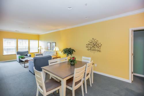 Relaxing Condo In Heart Of Branson 1br Deluxe