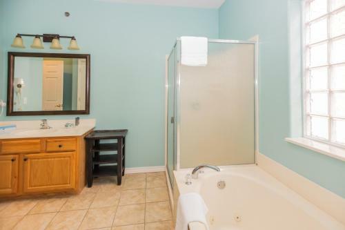 Relaxing Condo In Heart Of Branson 1br Deluxe