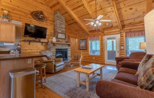 Ozarks Oasis Cabin