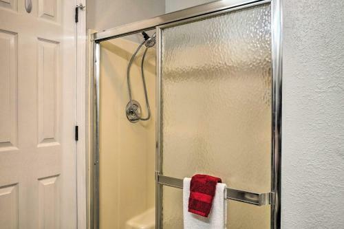Apartamento Condo With Pool - 2 Miles To Silver Dollar City