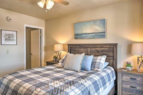 Apartamento Modern Retreat With Deck And Mtn Views Near Sdc!