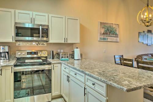 Apartamento Walk-in Branson West Condo With Balcony, Pool Access