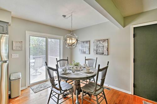 Modern Excelsior Springs Home With Deck And 3 Acres!