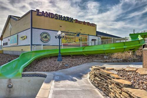 Margaritaville Resort Home With Lake-view Deck!