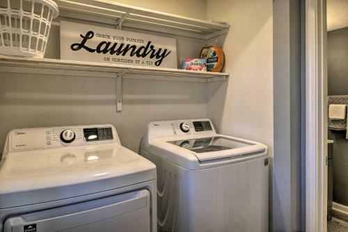 Pet-friendly Reeds Spring Home Less Than 1 Mi To Lake