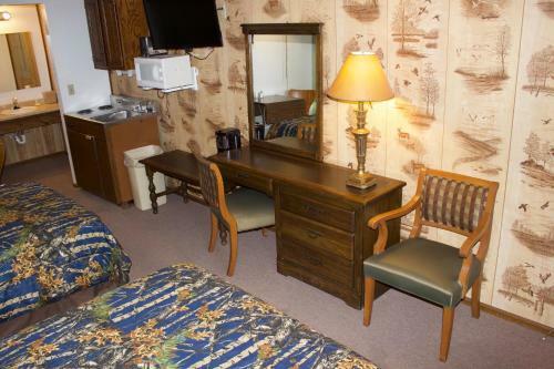 Hotel Hidden Lake Resort