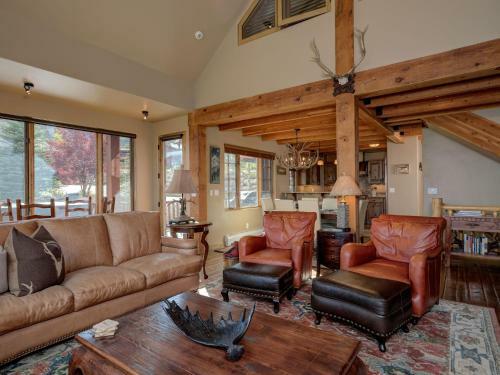 Alpine Meadows Chalets By Big Sky Vacation Rentals
