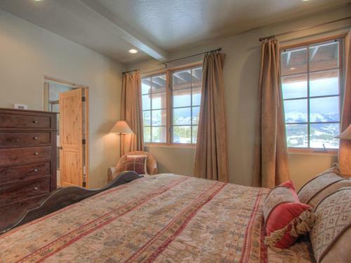 Indian Summer Homes By Big Sky Vacation Rentals