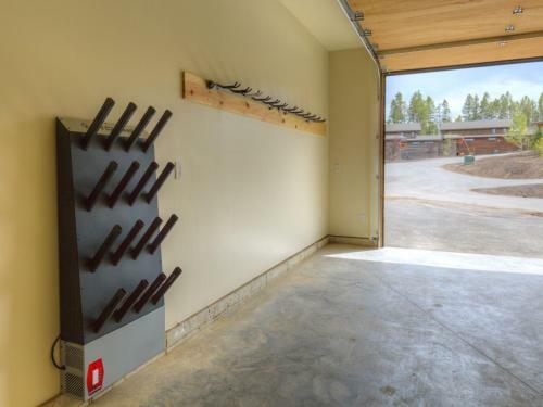 Silvertip Cabins By Big Sky Vacation Rentals