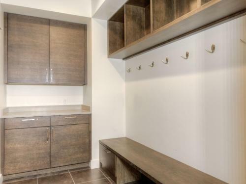 Silvertip Cabins By Big Sky Vacation Rentals