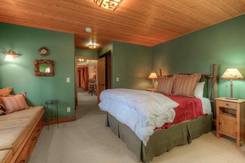 Leaf Lodge By Big Sky Vacation Rentals