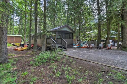 Home Located Inside Gnp At Apgar Village!