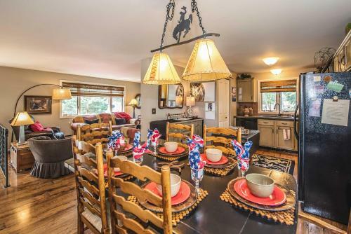 Red Lodge Mountain Home, 7 Miles To Ski Area!