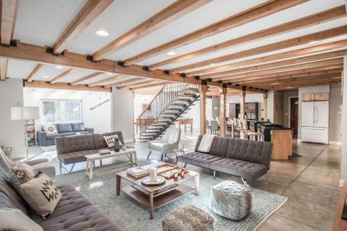 Sugar Pine By Avantstay
