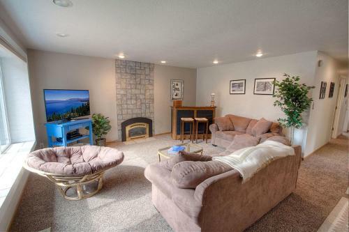 Rim Trail And Relax By Lake Tahoe Accommodations