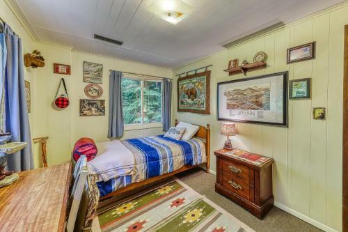 Four Seasons Lodge