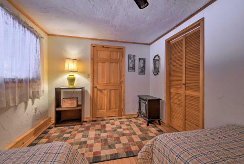 Cozy White Mountain Home - 5 Mins To Attitash Mtn!