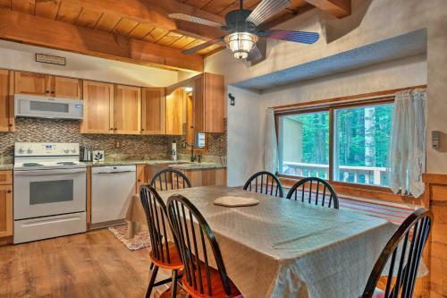 Cozy White Mountain Home - 5 Mins To Attitash Mtn!