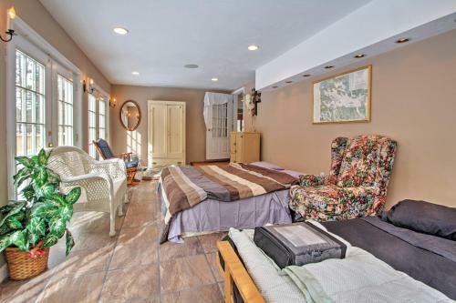 Charming Retreat About 1 Mile To Ossipee Lake Marina!