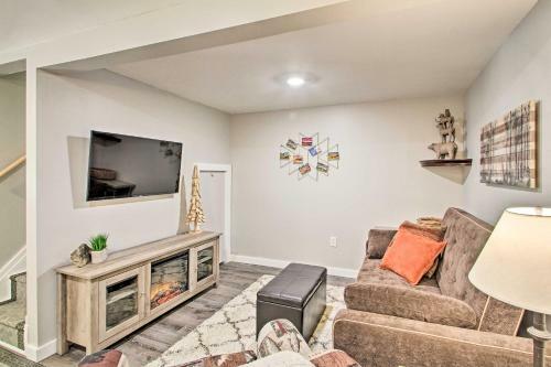 Renovated Home With Direct Access To Snowmobile Trail