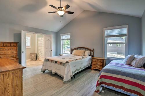 Gilford House With Deck And Grill - Mins To Beach!