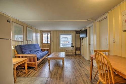 Apartamento Cozy Coastal Getaway - Walk To Beach And Shops!