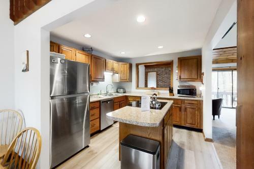 Stonehurst Gorgeous End Unit