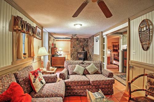 Inviting North Conway Cabin 3 Mi To Cranmore Mtn!