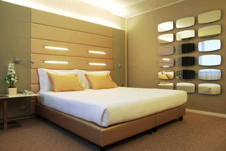 Hotel B4 Bologna Tower