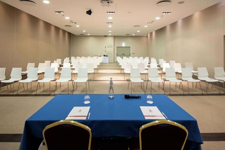 Hotel B4 Bologna Tower