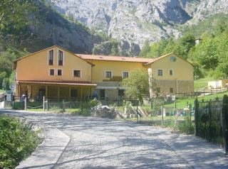 Hotel Posada De Monta�ero(.)