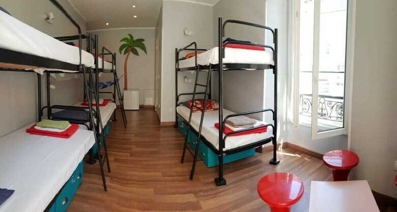 Hotel Meyerbeer Beach