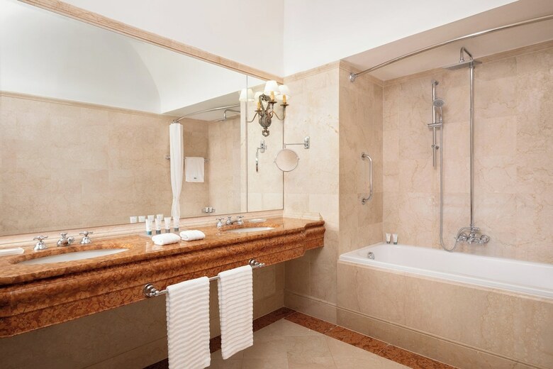 The Excelsior, A Luxury Collection Hotel, Florence