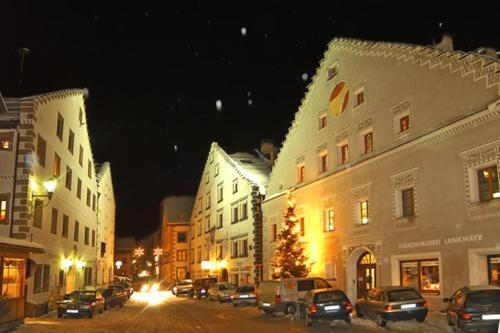 Apartamento Ferienwohnung Und Zimmer Kassar Bikertipp