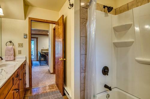 Tschirtart Cabin - 4 Bed 2 Bath Vacation Home In Angel Fire