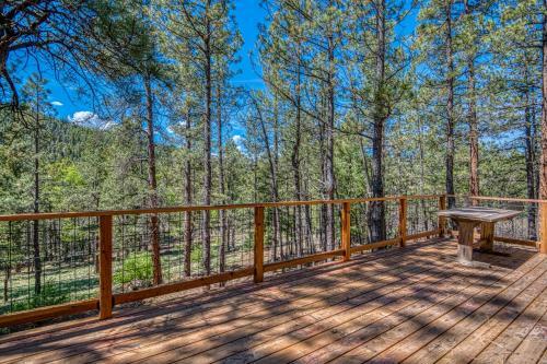 Tschirtart Cabin - 4 Bed 2 Bath Vacation Home In Angel Fire