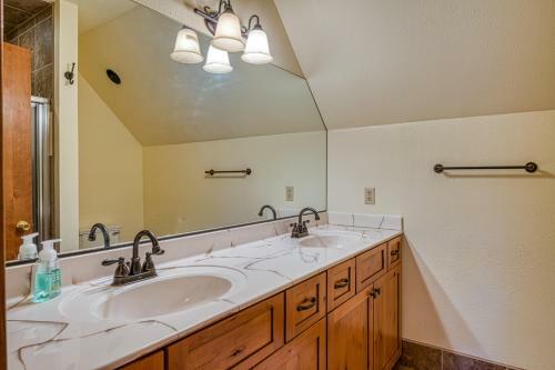 Tschirtart Cabin - 4 Bed 2 Bath Vacation Home In Angel Fire