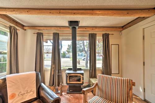 Pet-friendly Clovis Home With Yard, Pergola And Hot Tub