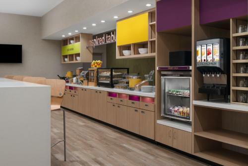 Hotel Home2 Suites By Hilton Carlsbad New Mexico
